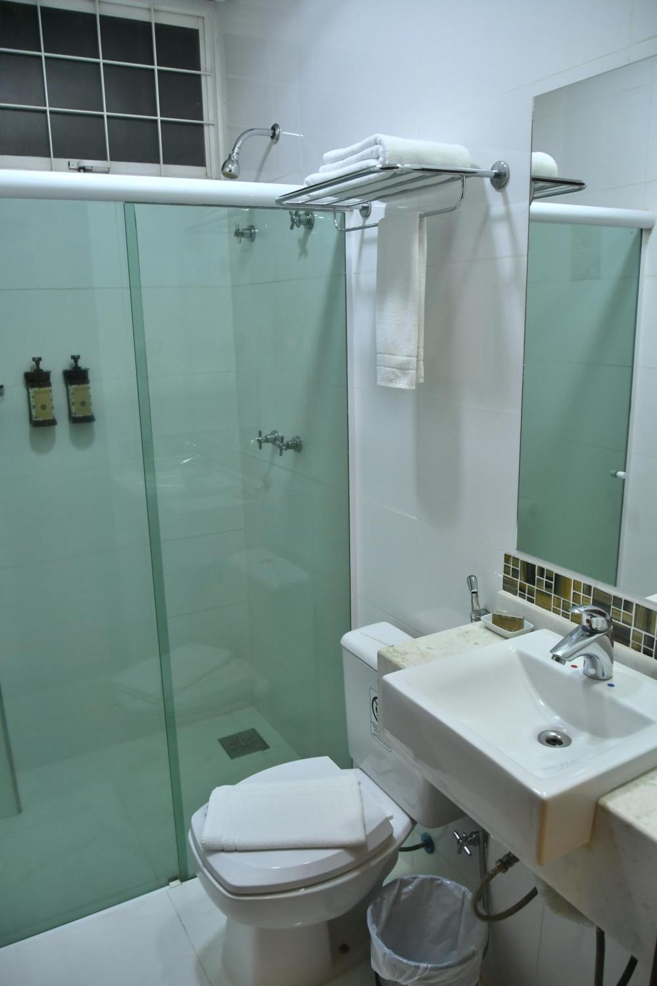 Standard Twin Room,1556867218:JPEG